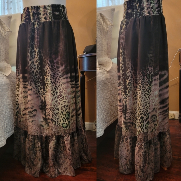 Boston Proper maxi skirt - Picture 2 of 6